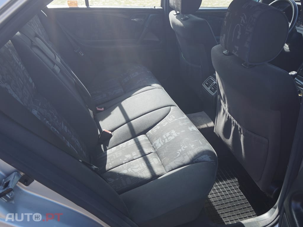 Mercedes-Benz E 290 Avantgarde