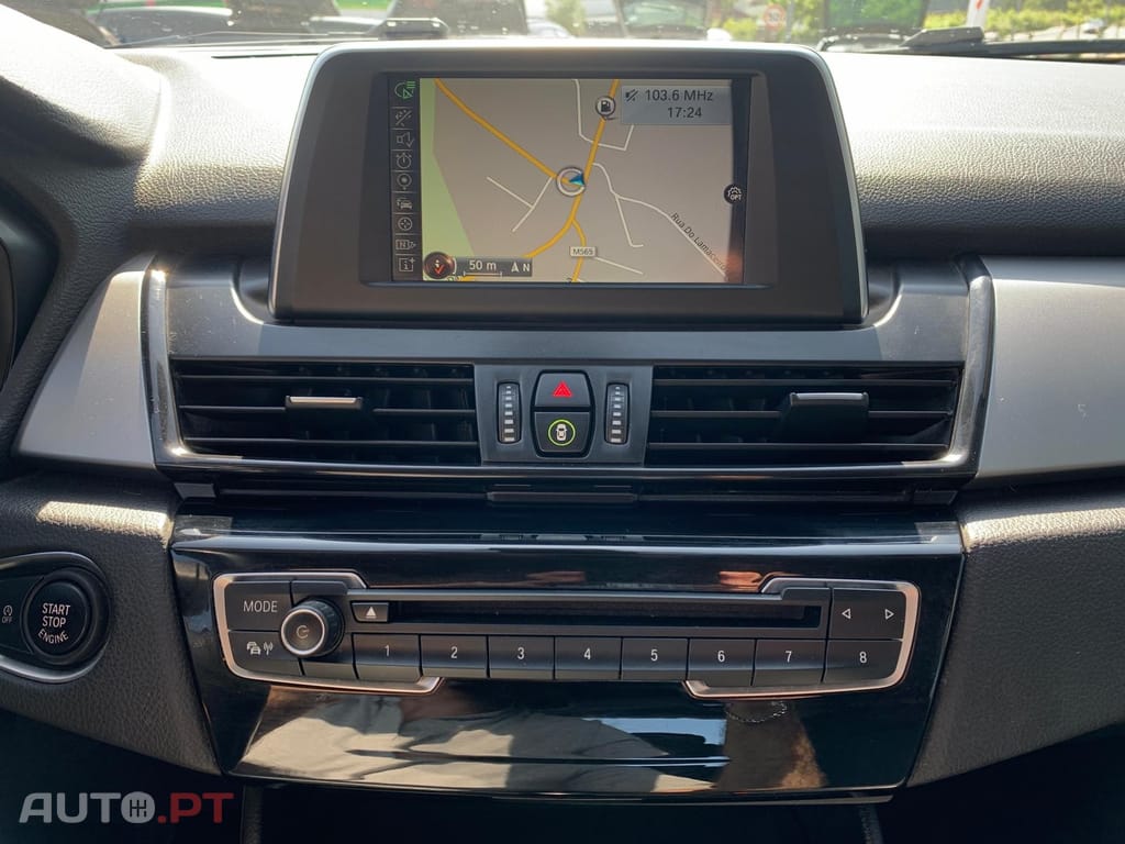 BMW 216 d Advantage