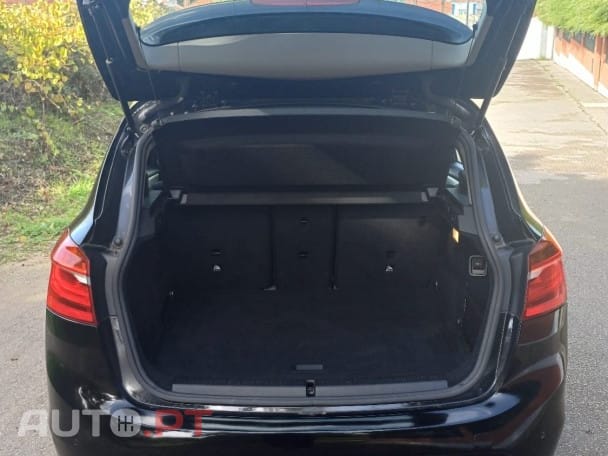 BMW 214 d Line Sport