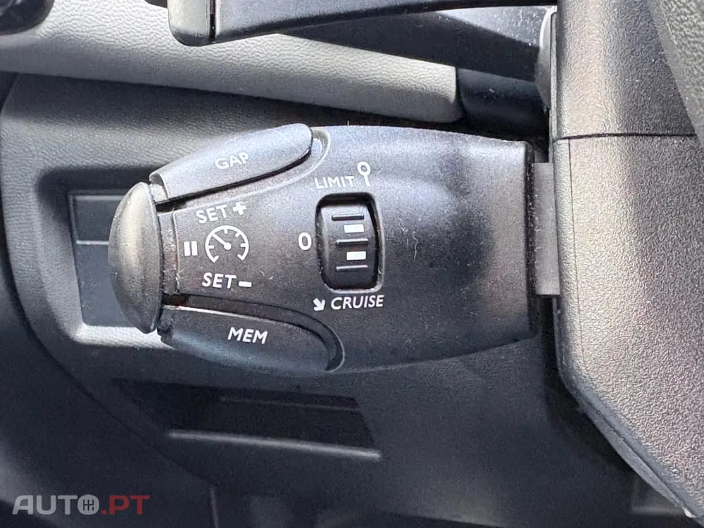 Citroen C5 Aircross 1.6 Hybrid Shine e-EAT8