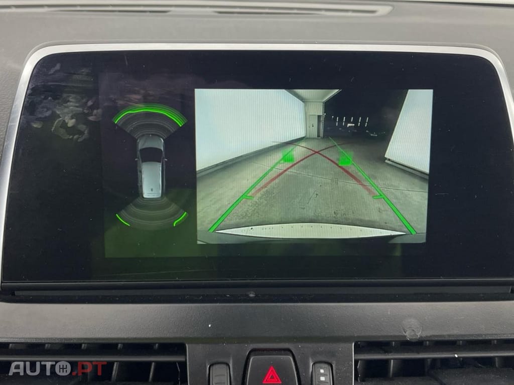 BMW 216 i 7L Advantage