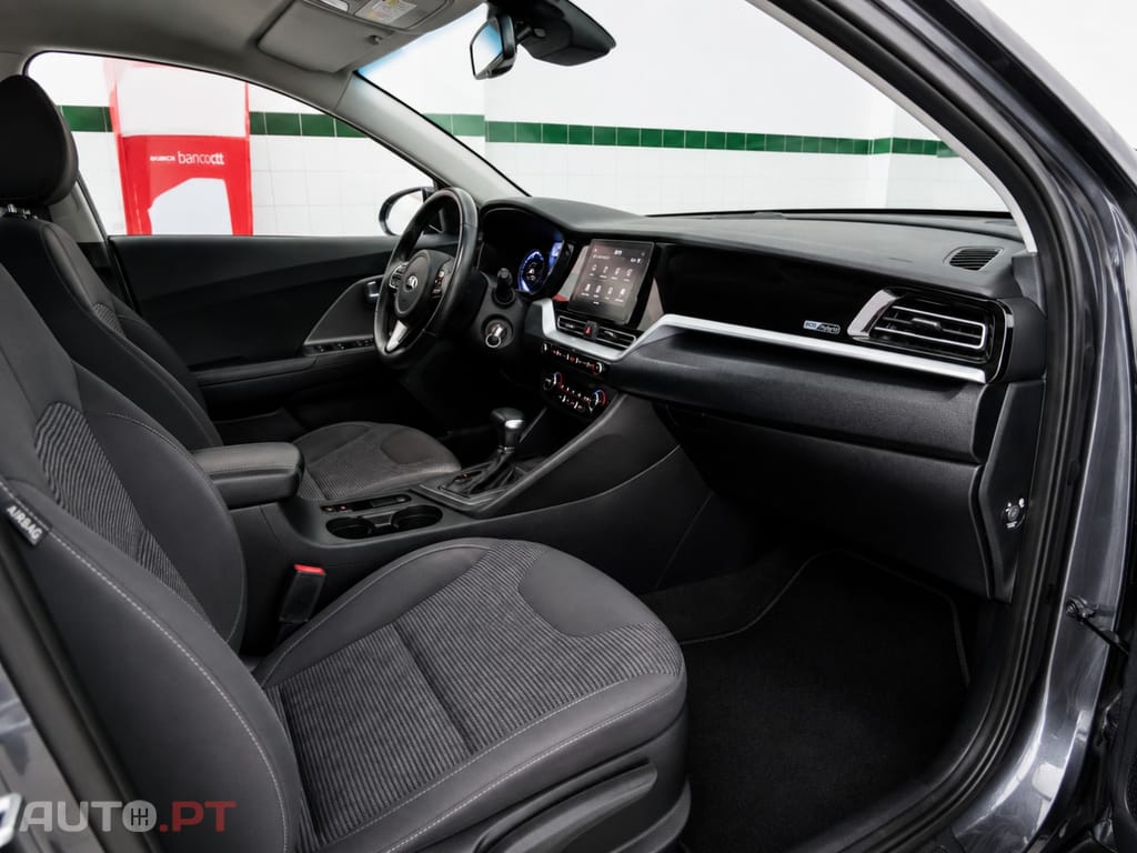 Kia Niro 1.6 GDi HEV Urban