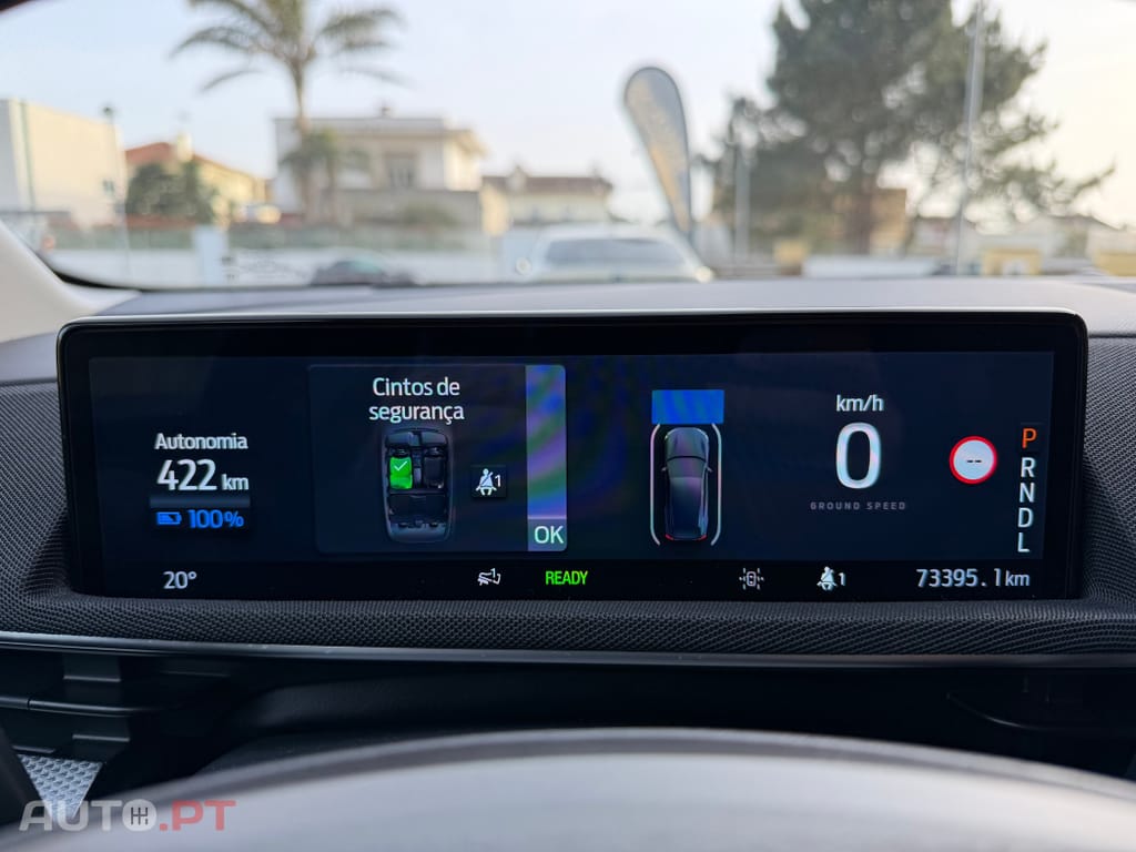 Ford Mustang Mach-E Standard • 75,7 kWh • 294 CV