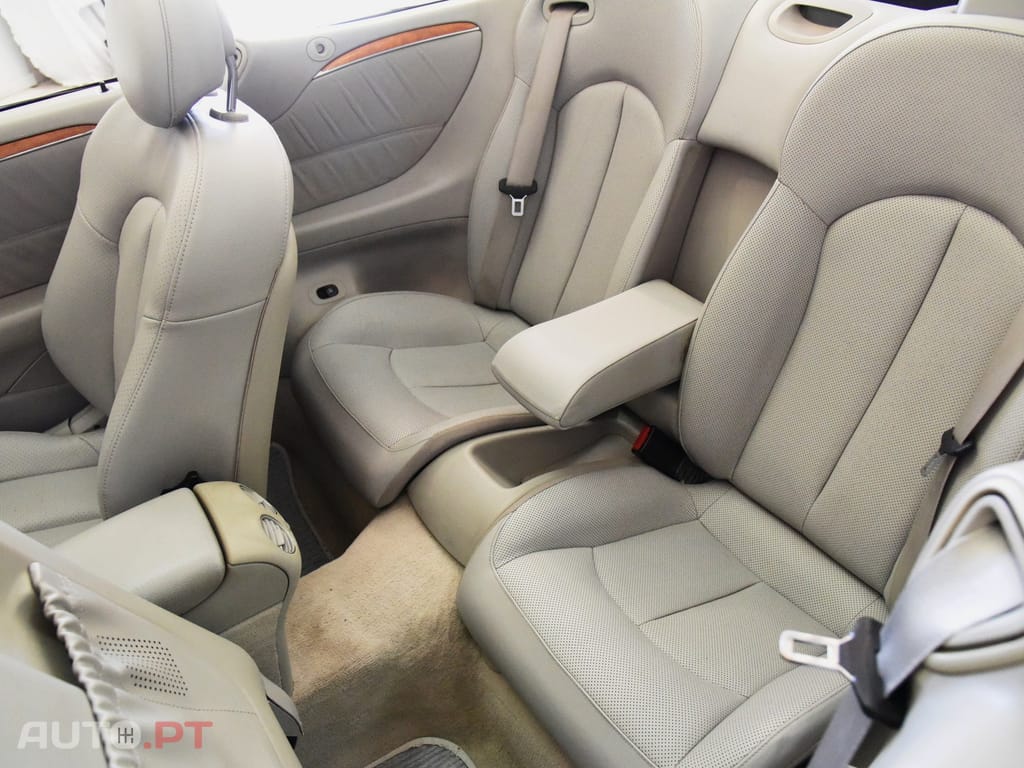 Mercedes-Benz CLK 200 K Elegance Aut.