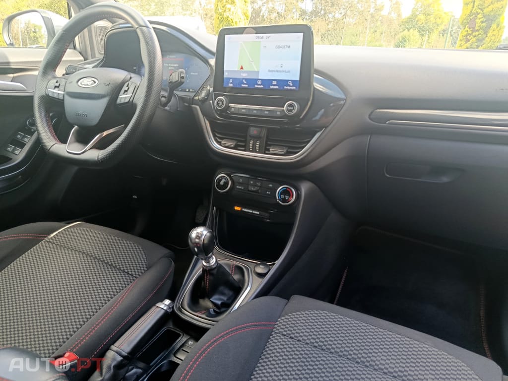 Ford Puma 1.0 EcoBoost MHEV ST-Line