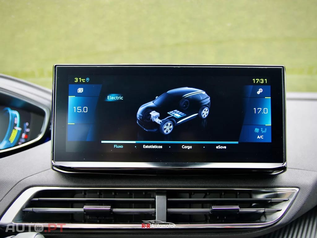 Peugeot 3008 1.6 Hybrid Allure e-EAT8