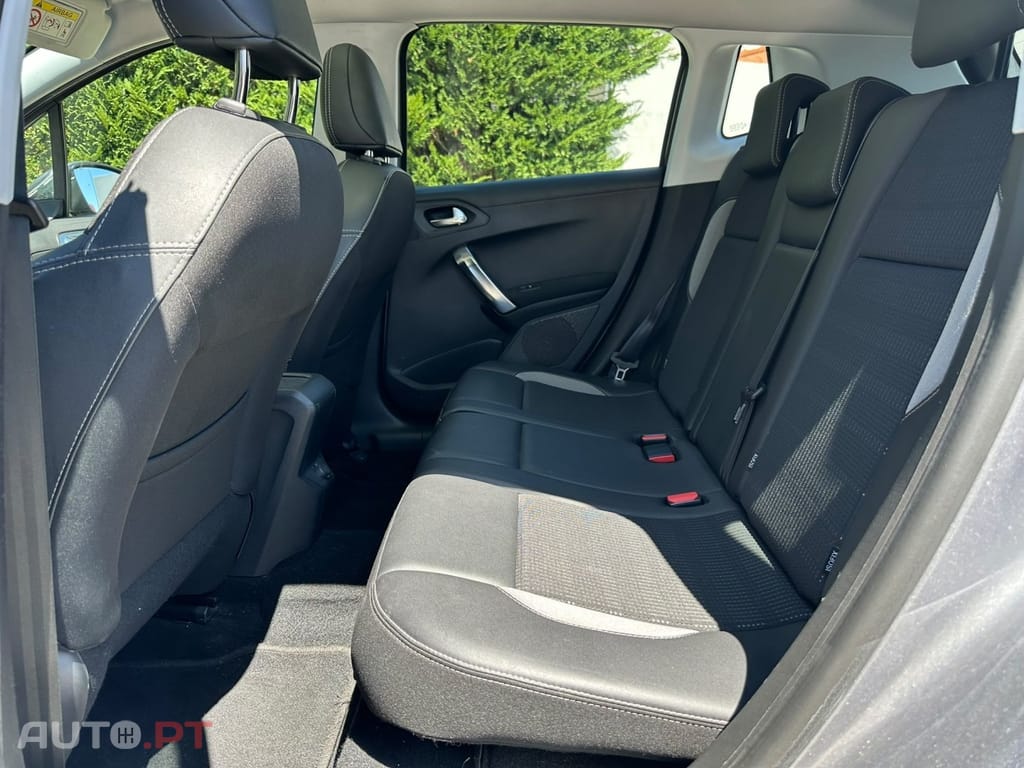 Peugeot 2008 1.6 BlueHDi Allure