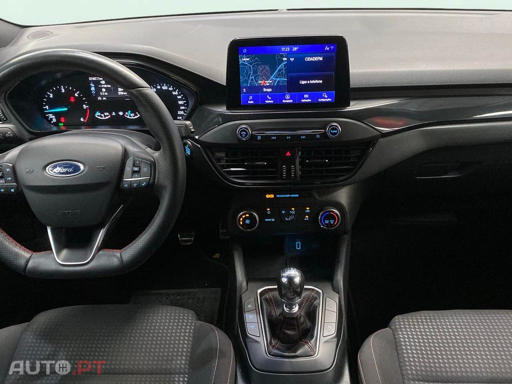 Ford Focus 1.5 TDCi ECOBlue ST-Line