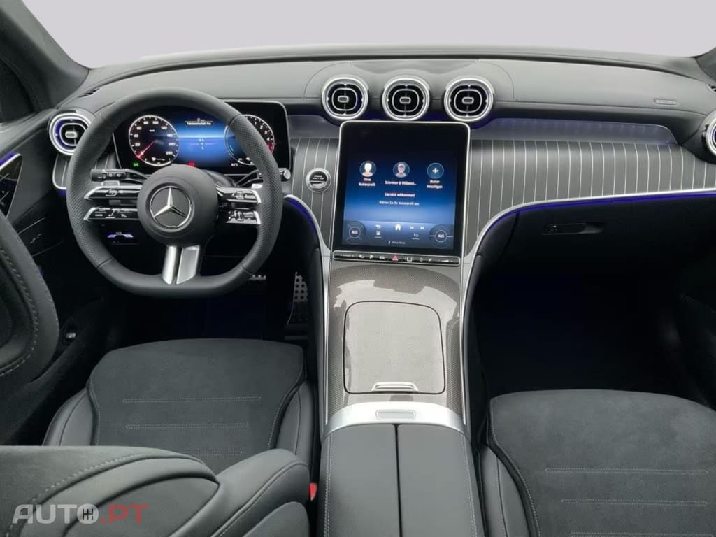 Mercedes-Benz GLC 300 I.V.A DEDUTIVEL de 4m AMG Night