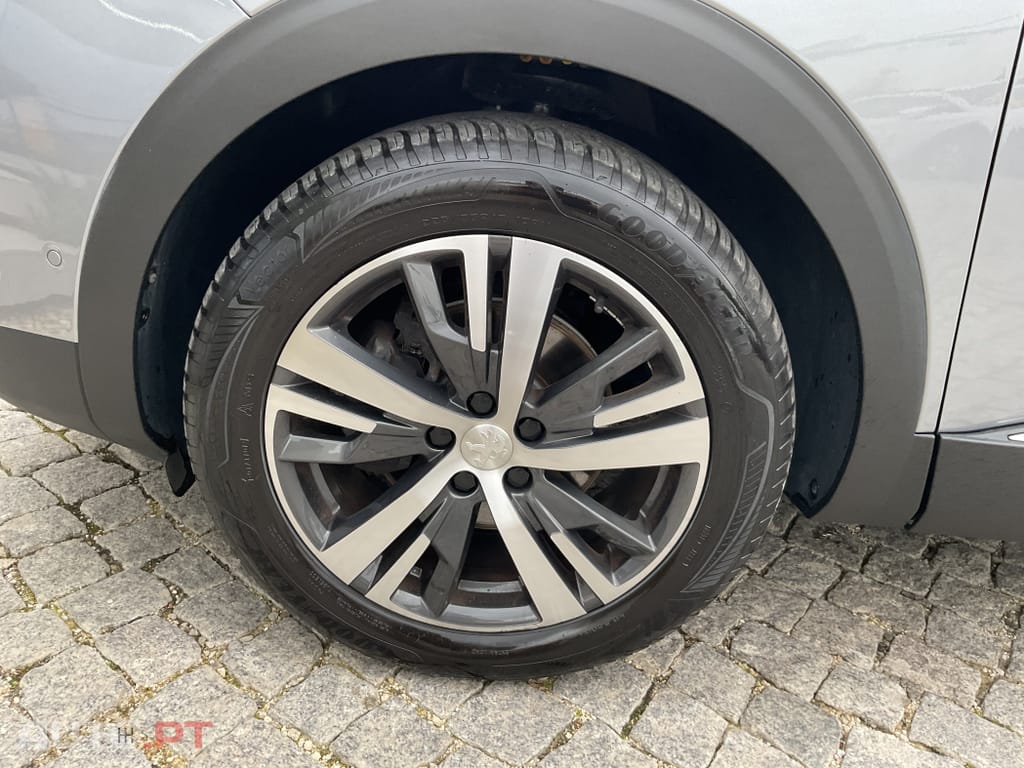Peugeot 5008 1.5 BlueHDi Allure Pack EAT8