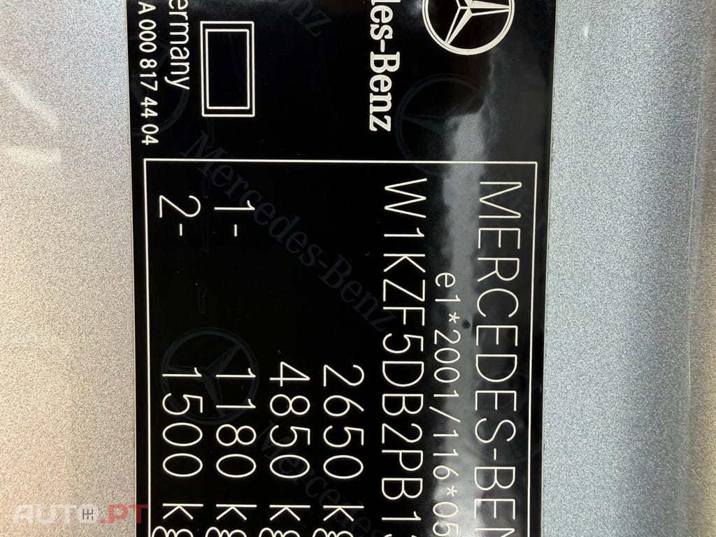 Mercedes-Benz E 300 e AMG Line