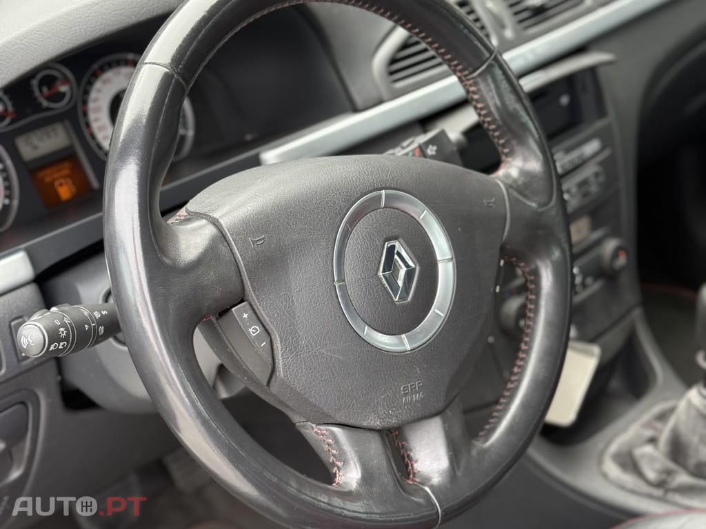 Renault Laguna 2.0 T GT