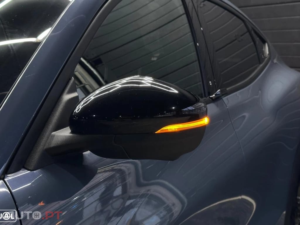 Ford Mustang Mach-E Standard