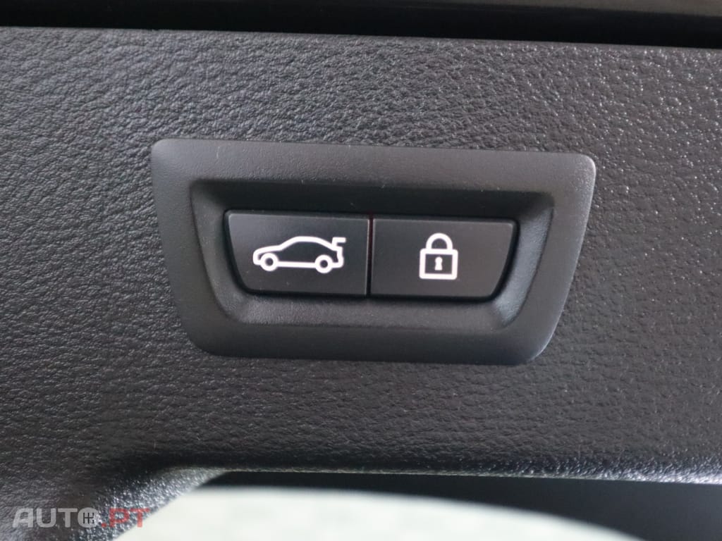 BMW X6 30 d xDrive Pack M — fotografia 24
