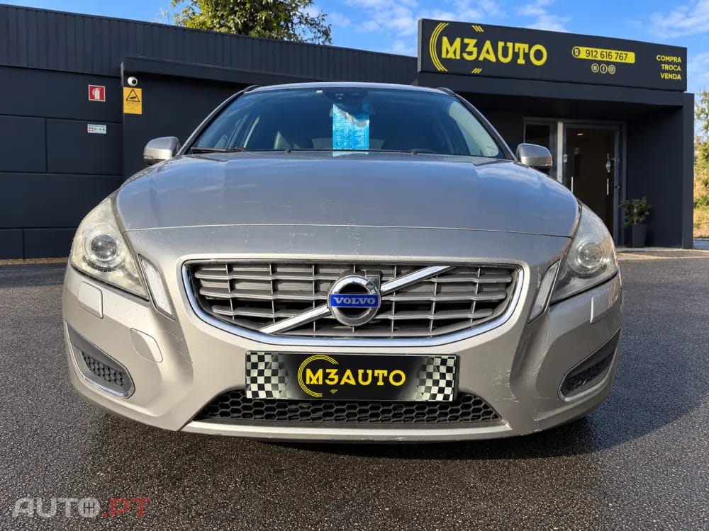 Volvo V60 1.6 D2 Momentum Eco