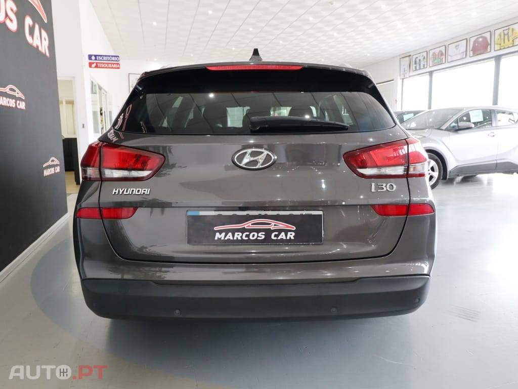 Hyundai i30 1.6 CRDi Blue Comfort+Navi