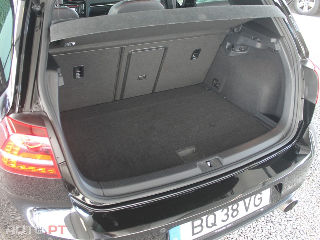Volkswagen Golf 2.0 TSi GTi DSG Performance