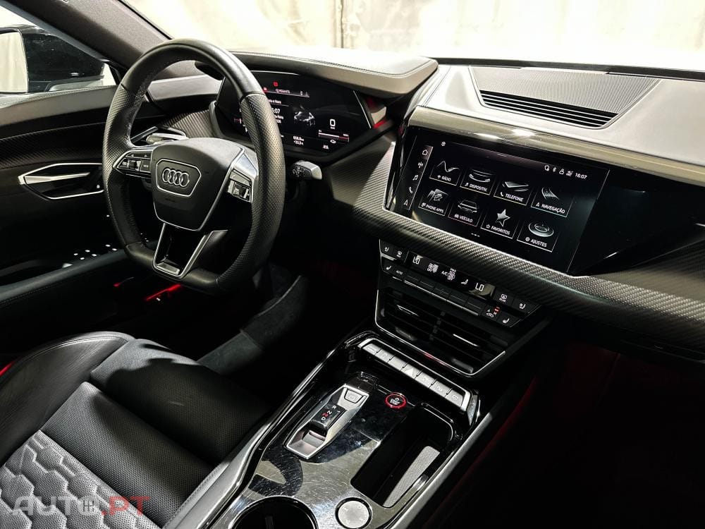 Audi E-Tron GT quattro