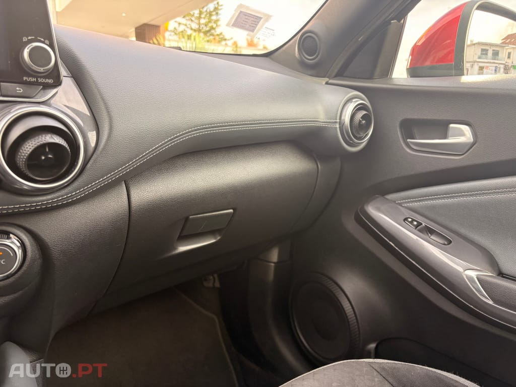 Nissan Juke 1.0 DIG-T N-Connecta