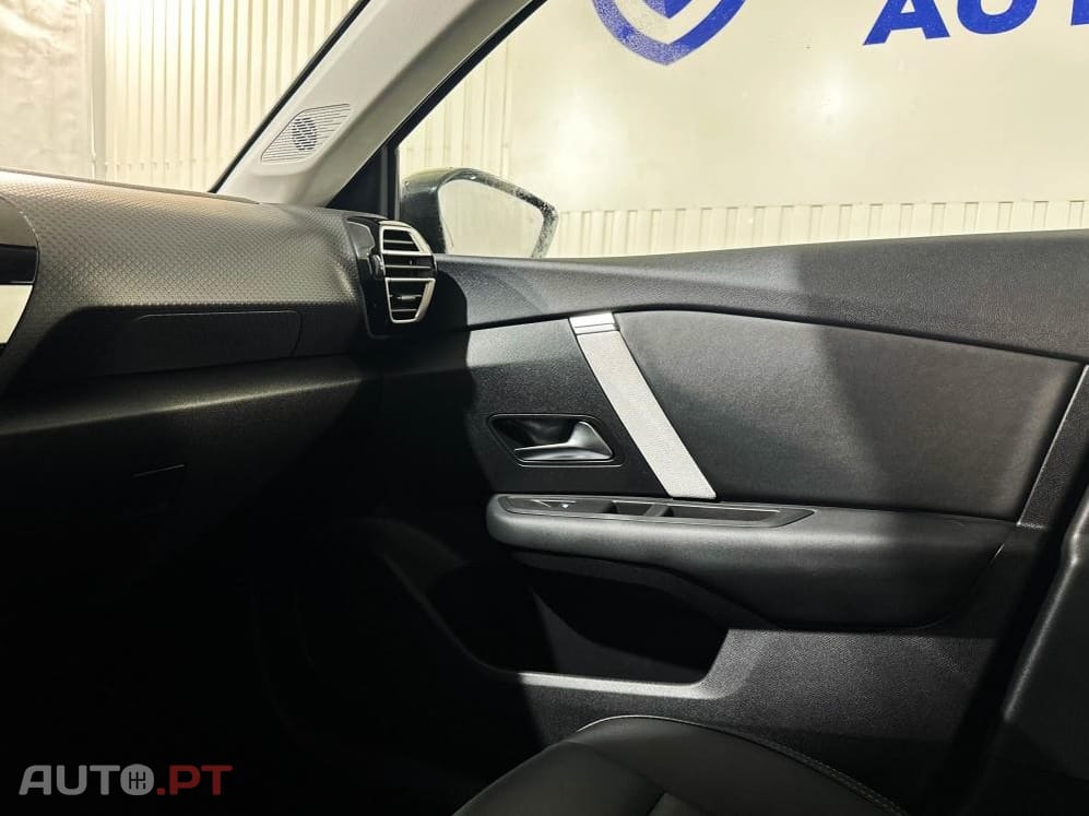 Citroen C4 PureTech 130 Stop&Start EAT8 PLUS