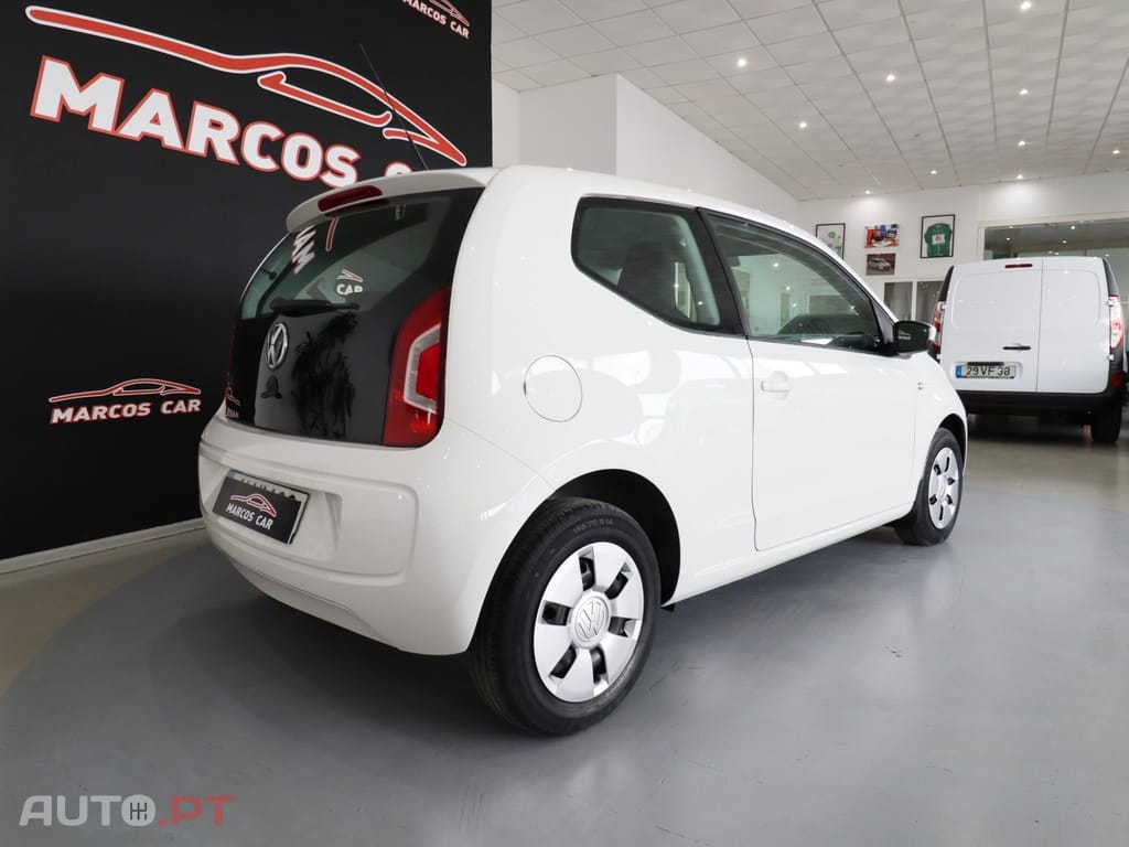 Volkswagen Up! 1.0 Take