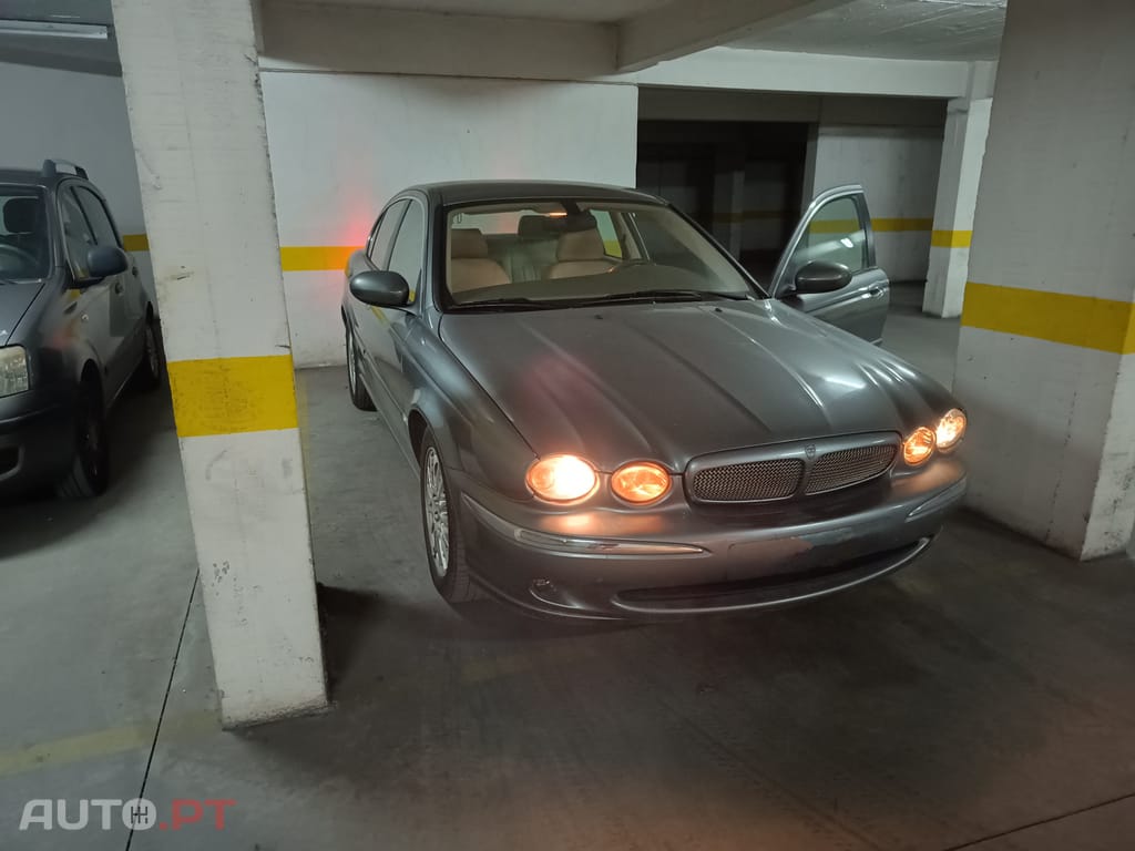 Jaguar X-Type 2.2D executive