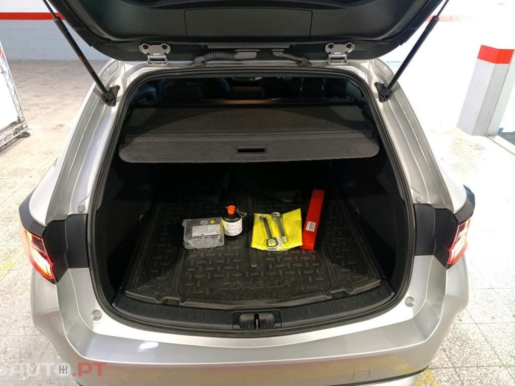 Toyota Corolla Touring Sports 1.8 Hybrid Comfort