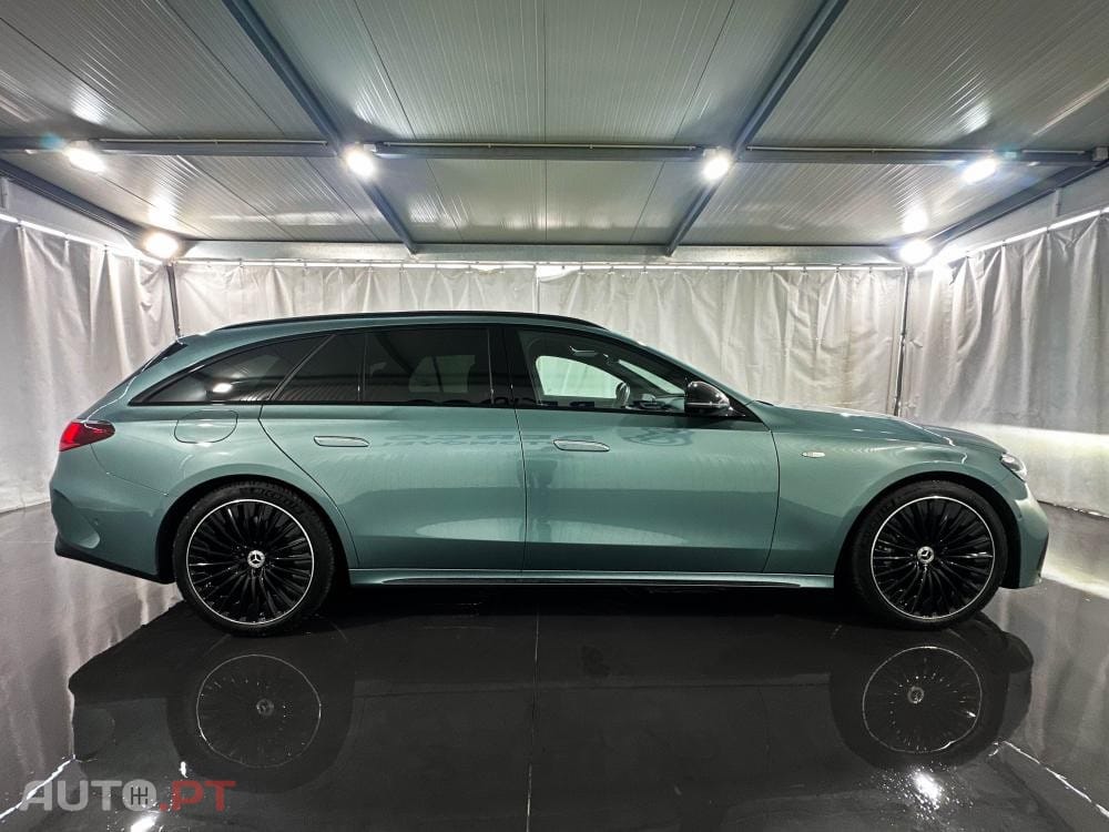 Mercedes-Benz E 300 de 4Matic 9G-TRONIC AMG Line