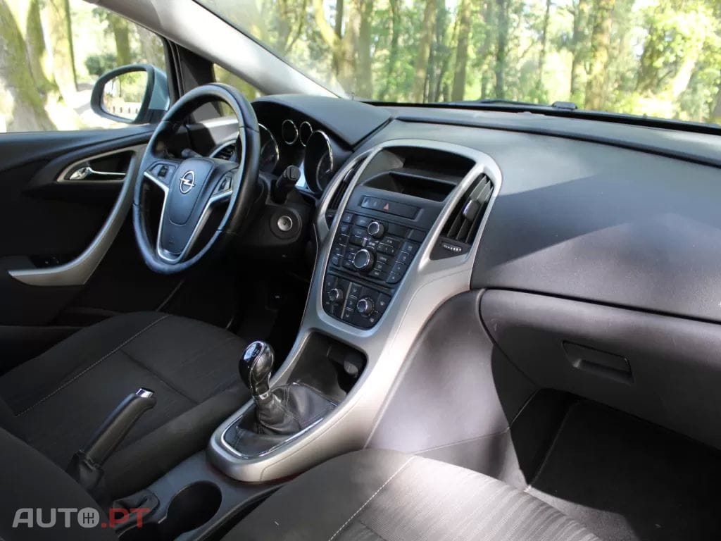 Opel Astra 1.3 CDTi Enjoy S/S J16
