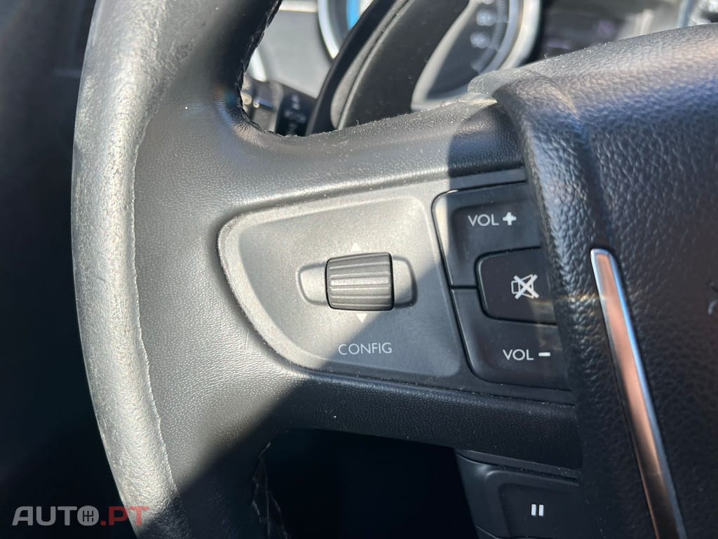 Peugeot 508 2.0 Hybrid4 200cv