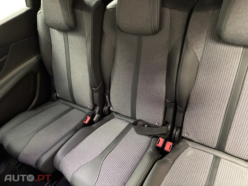 Peugeot 5008 1.5 BlueHDi Allure