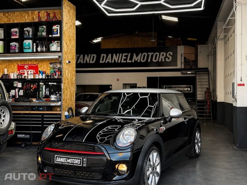MINI Cooper Cooper D