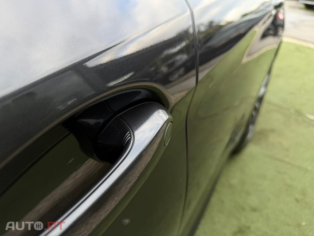 BMW 530 e Pack Desportivo M