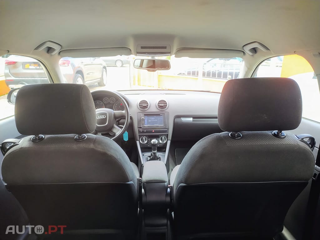 Audi A3 1.6 Attraction