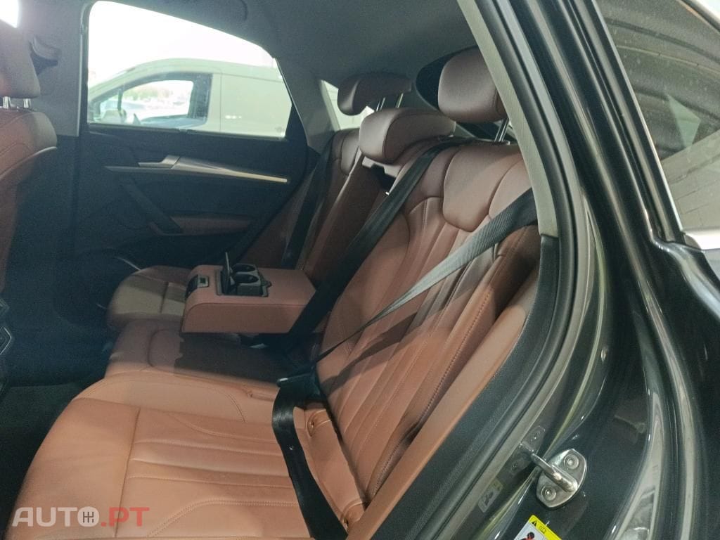 Audi Q5 50 TFSIe quattro Advance S tronic