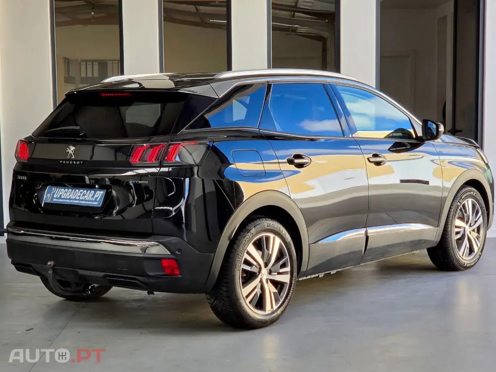 Peugeot 3008 1.6 Hybrid Allure e-EAT8