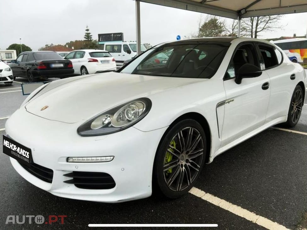 Porsche Panamera S E-Hybrid