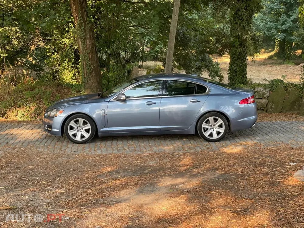 Jaguar XF 2.7 D V6 Premium Luxury