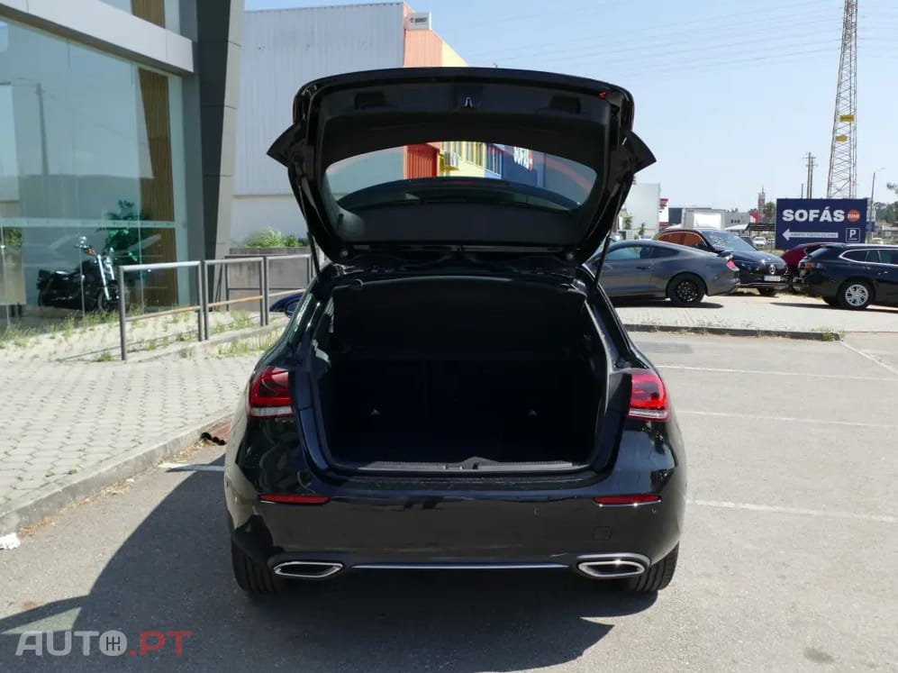 Mercedes-Benz A 250 e Progressive