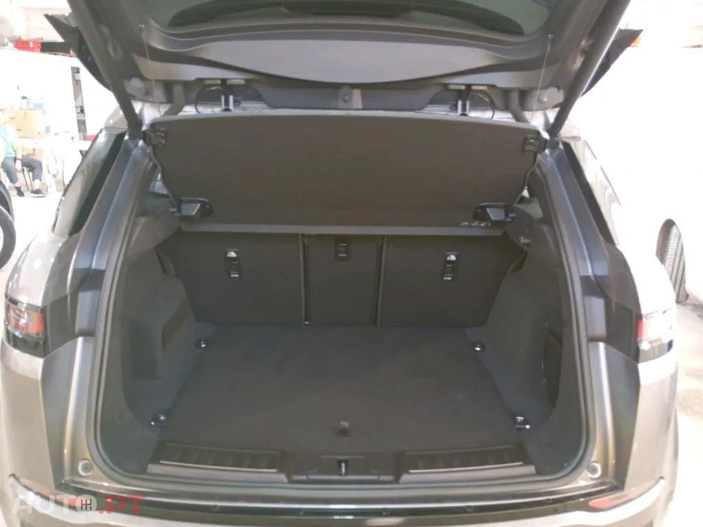 Land Rover Evoque 1.5 P300e AWD R-Dynamic S Auto