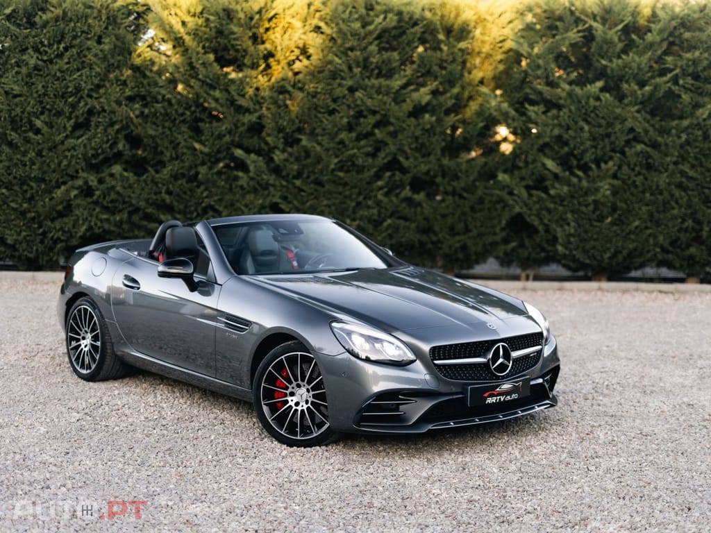 Mercedes-Benz SLC Standard