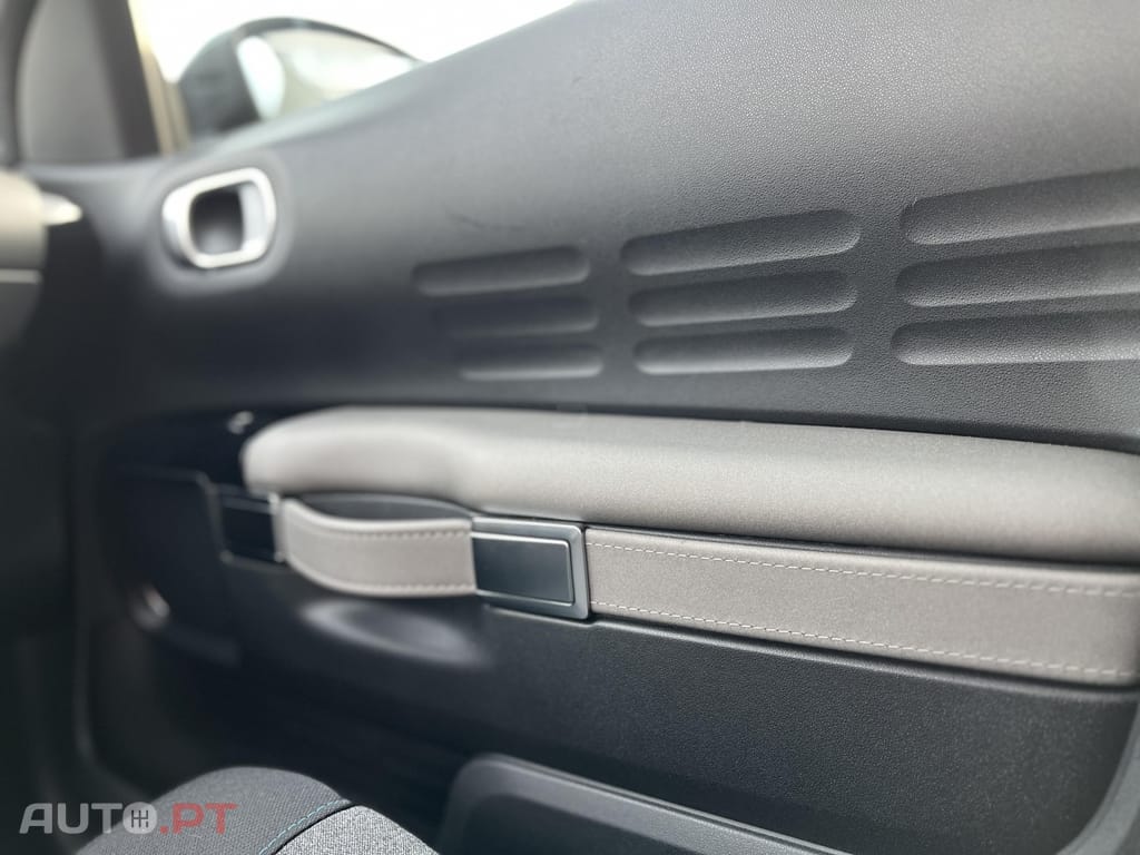 Citroen C4 Cactus Pure Tech 110 Stop&Start EAT6 Shine