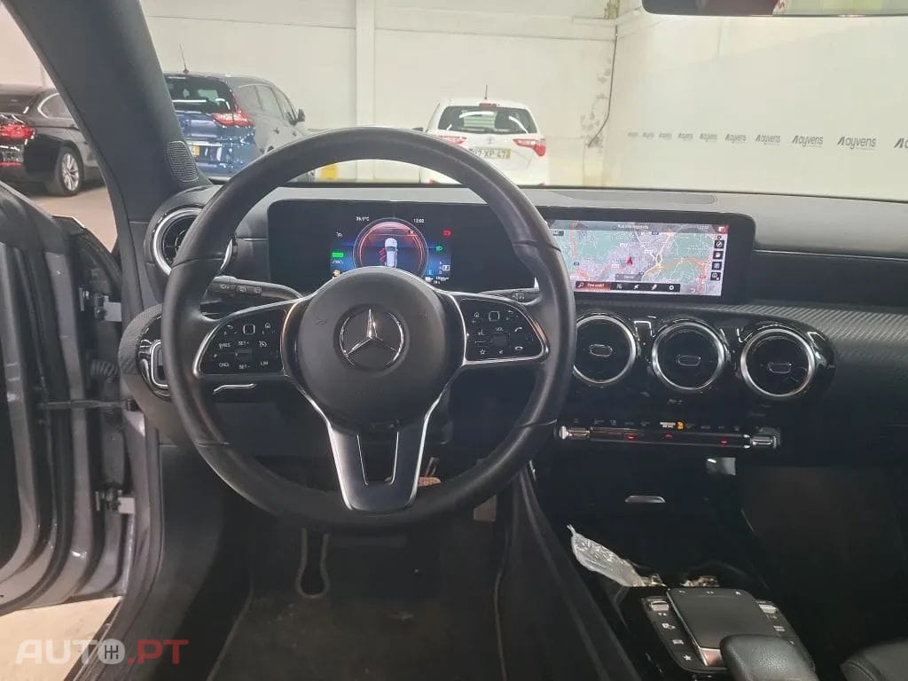 Mercedes-Benz CLA 250 e Shooting Brake Style Plus