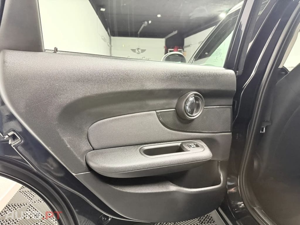 MINI Clubman One D