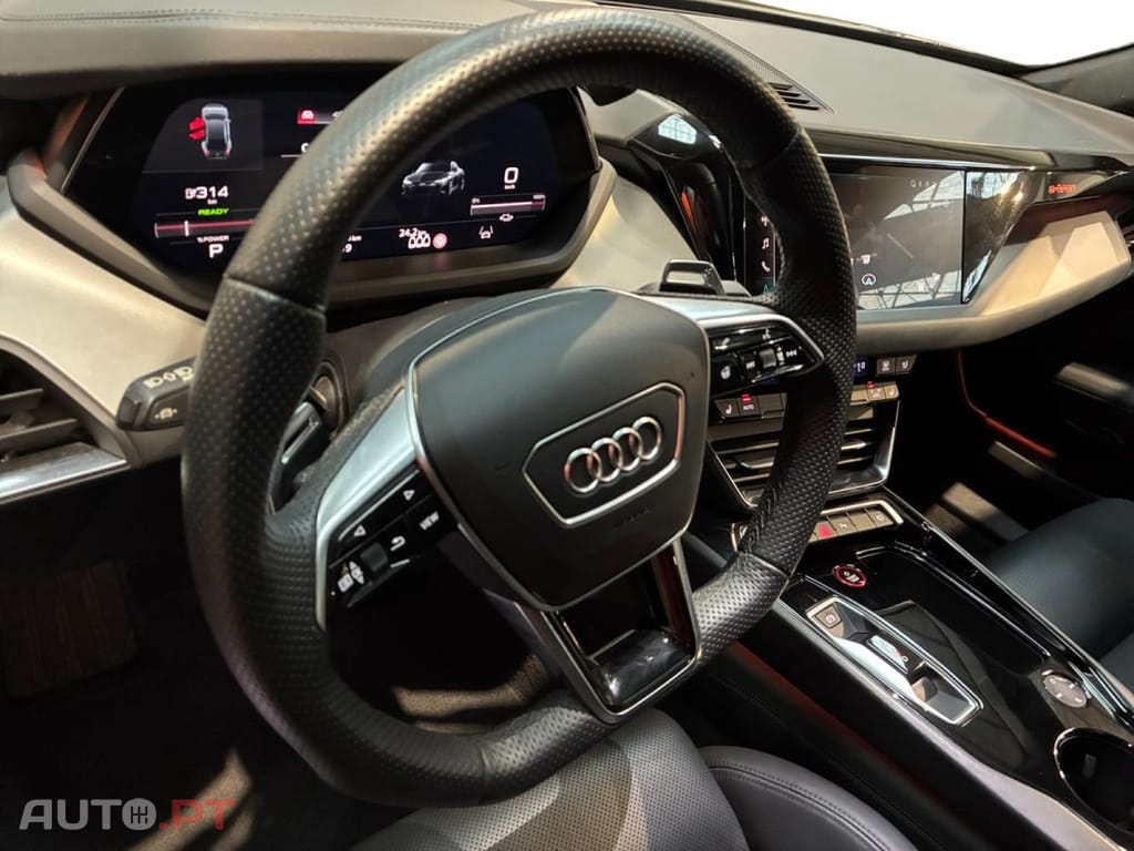 Audi E-Tron GT quattro