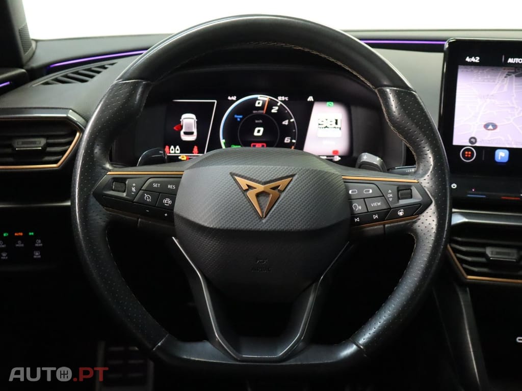 Cupra Leon 1.4 e-HYBRID DSG MID