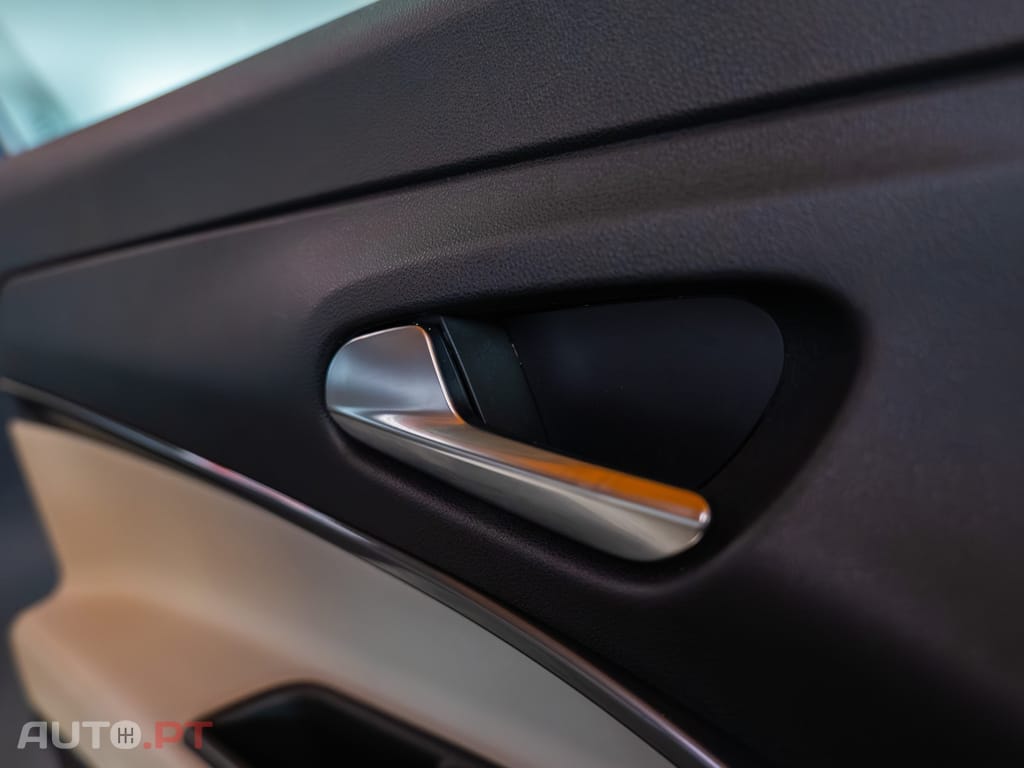 Fiat 600 1.2 Hybrid La Prima