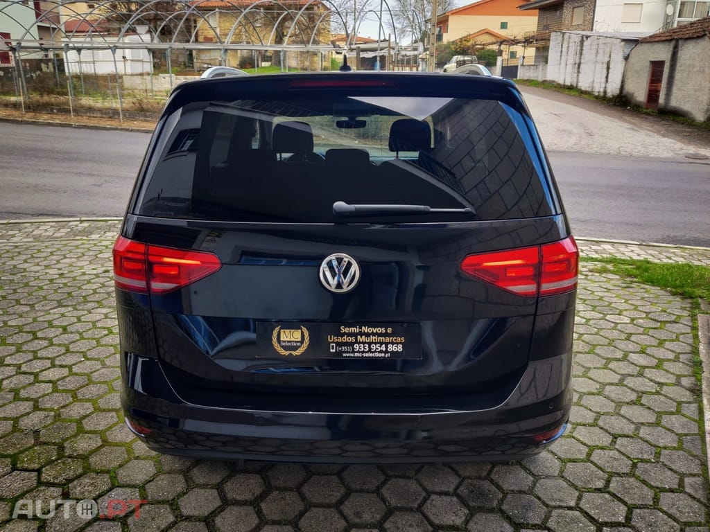 Volkswagen Touran 1.6 TDI Confortline DSG