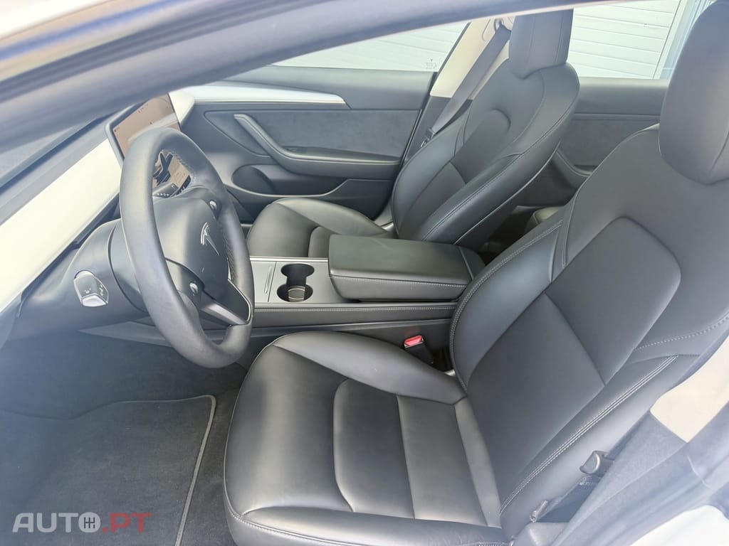 Tesla Model 3 Performance Dual Motor AWD — fotografia 20