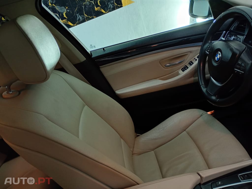 BMW 520 d xDrive Line Luxury Auto